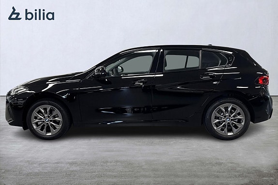 BMW 120 3 of 17