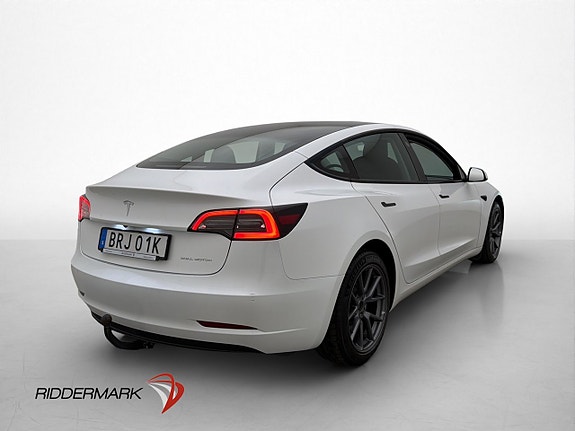 Tesla Model 3 8 of 30