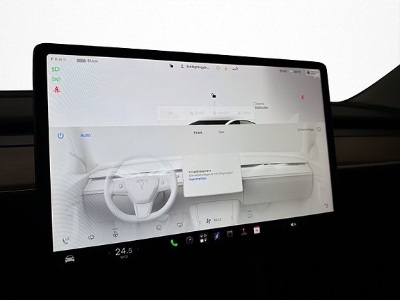 Tesla Model 3 23 of 30