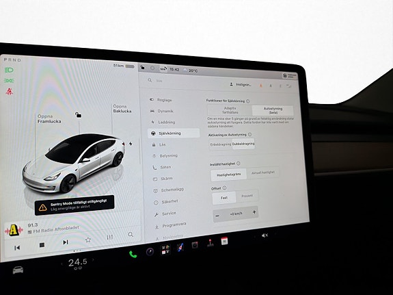 Tesla Model 3 22 of 30