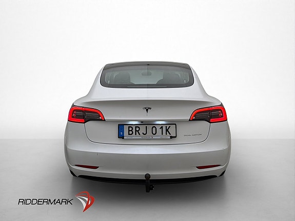 Tesla Model 3 9 of 30