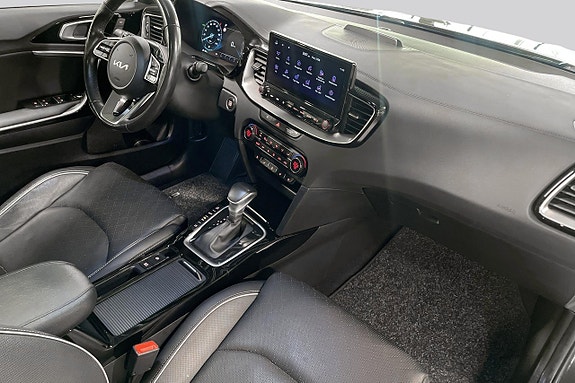 Kia Ceed 28 of 28