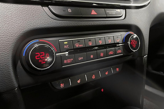 Kia Ceed 15 of 28