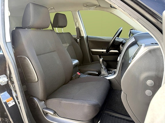 Suzuki Grand Vitara 10 of 17