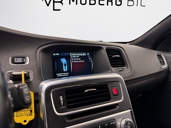 Volvo V60 12 of 17