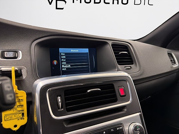 Volvo V60 13 of 17