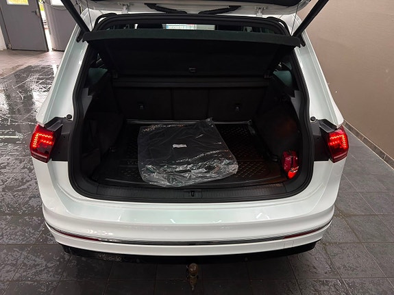 Volkswagen Tiguan 11 of 15