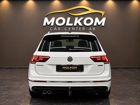 Volkswagen Tiguan 5 of 15