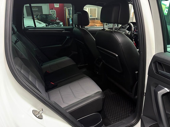 Volkswagen Tiguan 14 of 15