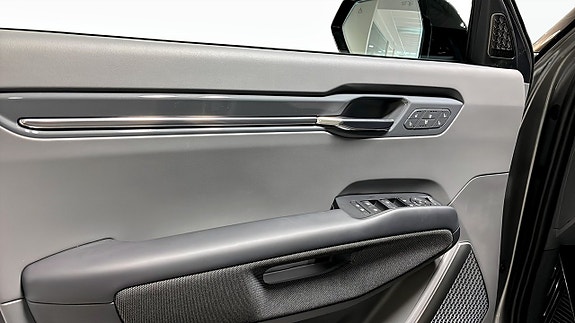 Kia EV9 11 of 12