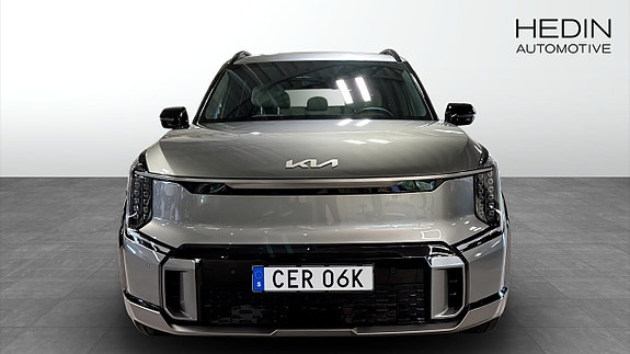 Kia EV9 8 of 12
