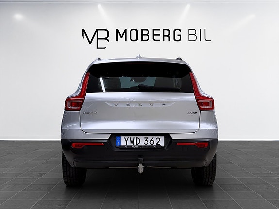 Volvo XC40 5 of 19