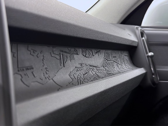 Volvo XC40 18 of 19