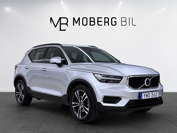 Volvo XC40 6 of 19