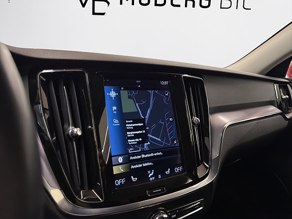 Volvo V60 11 of 17