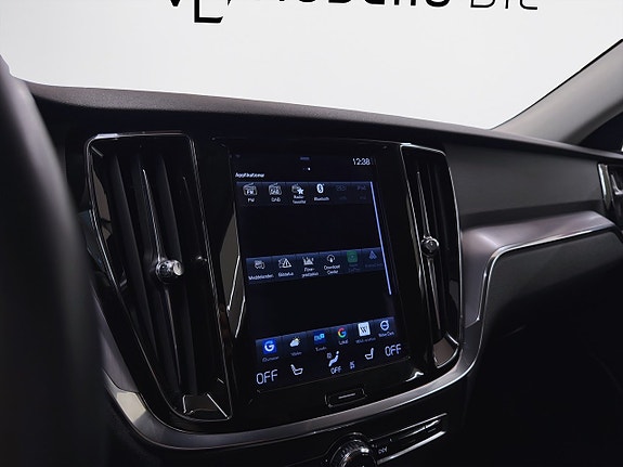 Volvo V60 13 of 17