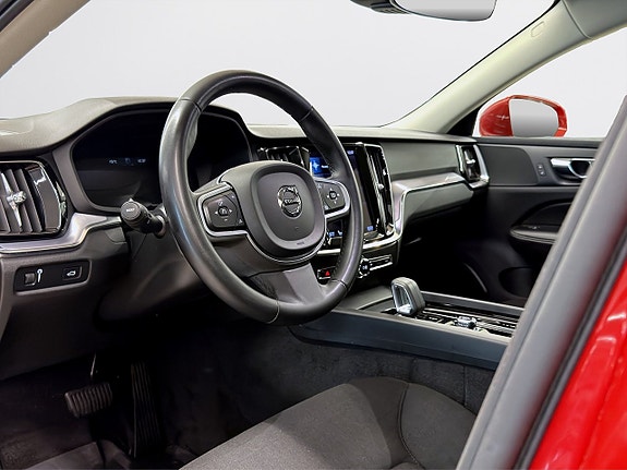 Volvo V60 8 of 17