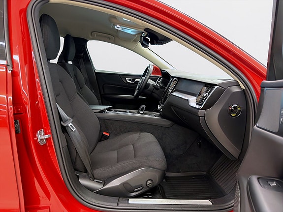 Volvo V60 14 of 17