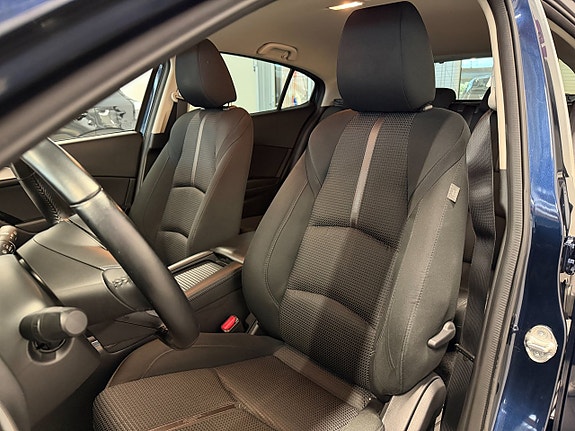 Mazda 3 6 of 14