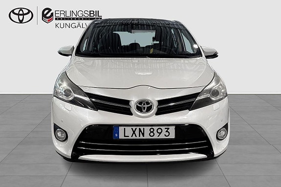 Toyota Verso 5 of 11
