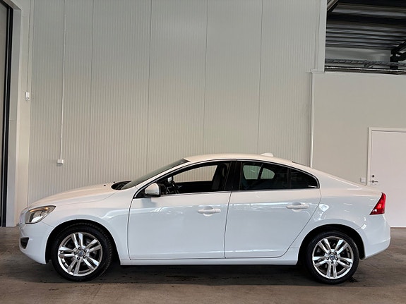 Volvo S60 5 of 20