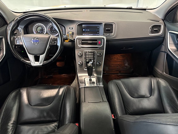 Volvo S60 11 of 20