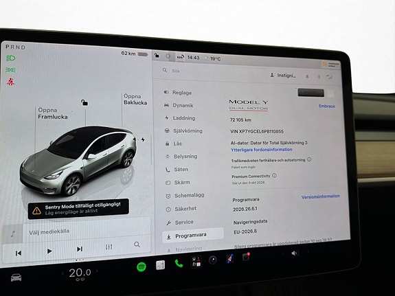 Tesla Model Y 29 of 30