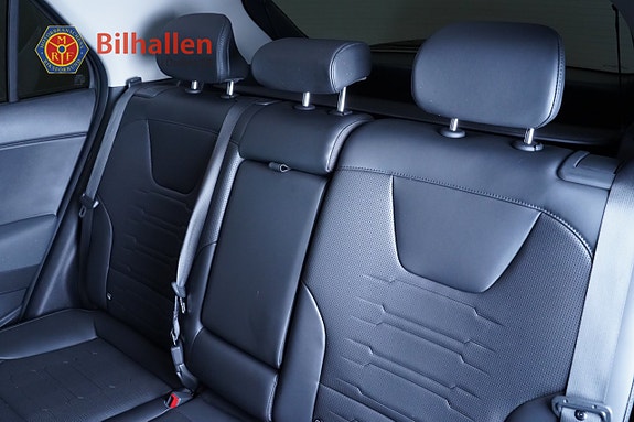 Kia Niro 7 of 29