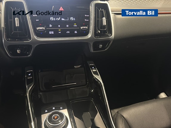 Kia Sorento 13 of 14