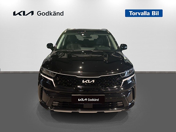 Kia Sorento 2 of 14