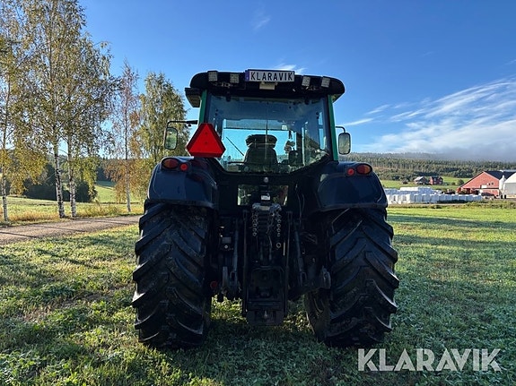Traktor Valtra T151E 4 of 6