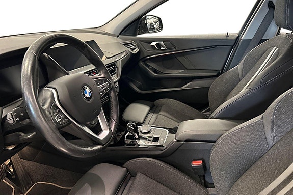 BMW 118i 12 of 18
