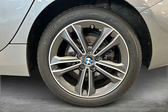 BMW 118i 14 of 18