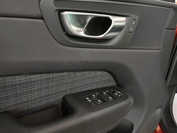 Volvo XC60 16 of 26