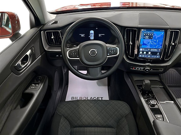 Volvo XC60 10 of 26