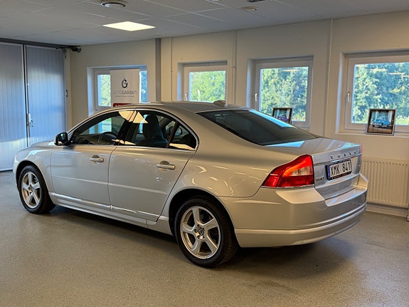 Volvo S80 8 of 30