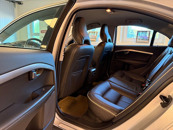 Volvo S80 17 of 30