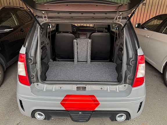 Ligier JS50L Sport Ultimate 3 of 13
