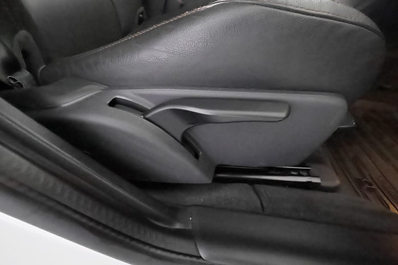Volvo S60 Cross Country 18 of 23