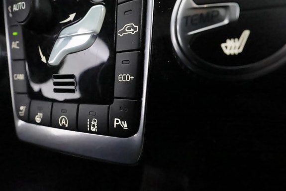 Volvo S60 Cross Country 15 of 23