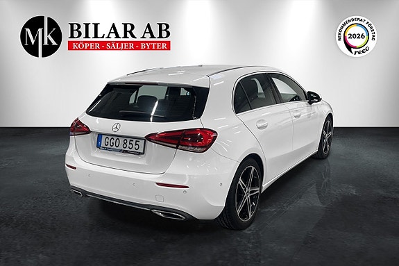 Mercedes-Benz A180 6 of 15