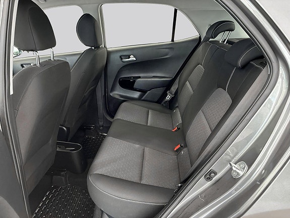 Kia Picanto 9 of 27