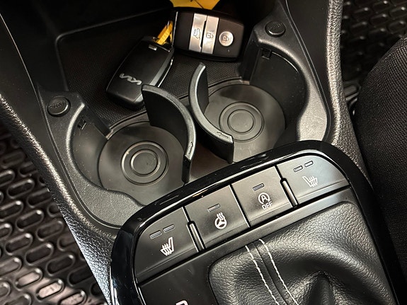 Kia Picanto 21 of 27
