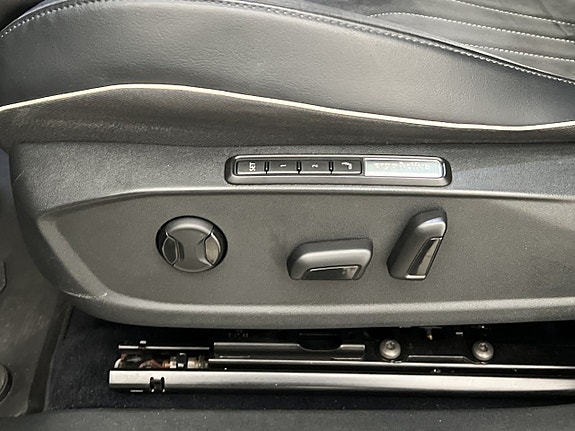 Volkswagen ID.4 GTX 19 of 30