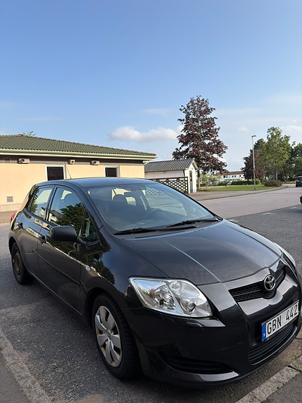 Toyota Auris 4 of 7