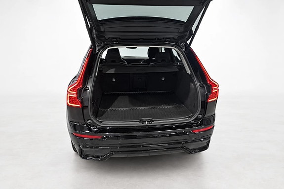 Volvo XC60 11 of 18