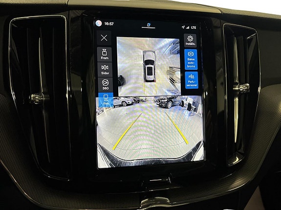 Volvo XC60 16 of 18