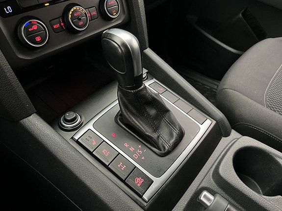 Volkswagen Amarok 29 of 30