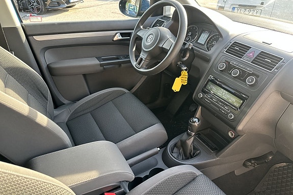 Volkswagen Touran 14 of 22
