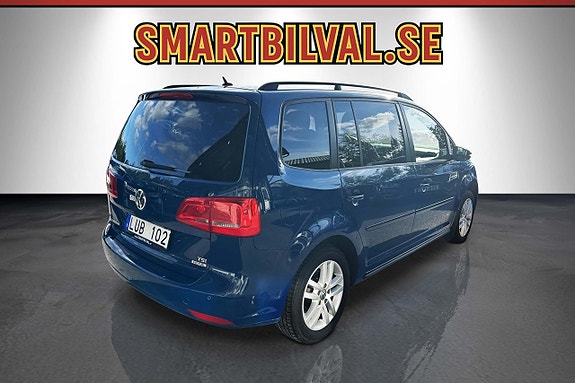 Volkswagen Touran 7 of 22
